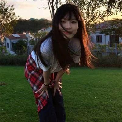 月亮中的亚马逊女人
